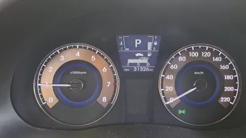 Hyundai Accent 2012