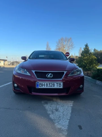 Lexus IS 2010