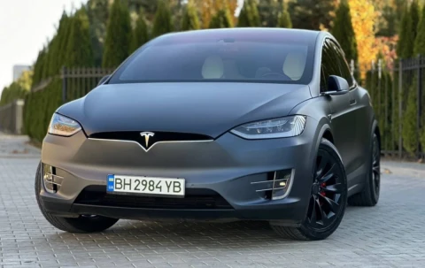 Tesla Model X 2016