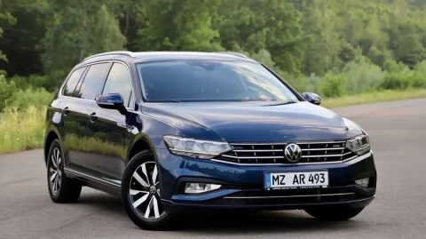 Volkswagen Passat 2021