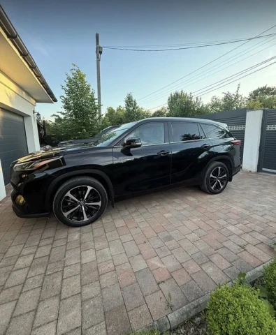Toyota Highlander 2021