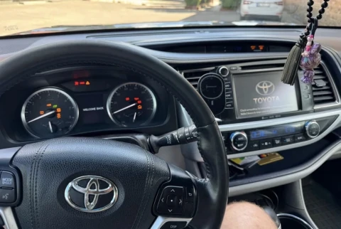Toyota Highlander 2016