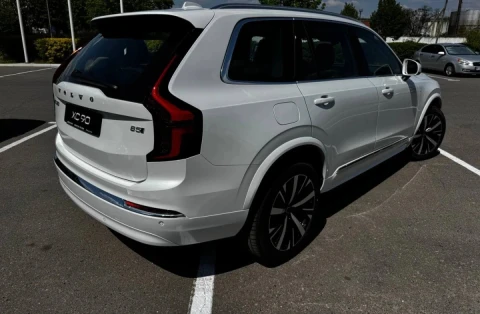 Volvo XC90 2026