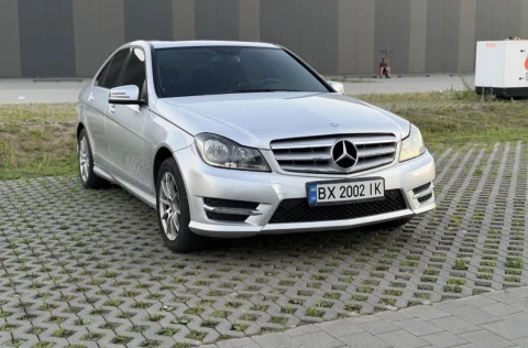 Mercedes-Benz C-Class 2012