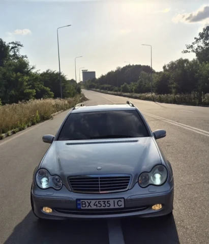Mercedes-Benz C-Class 2003