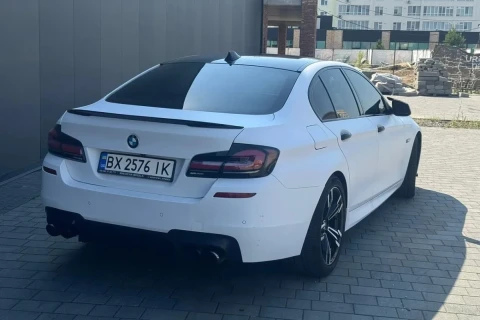 BMW 5 Series 2011