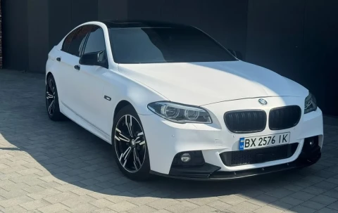 BMW 5 Series 2011
