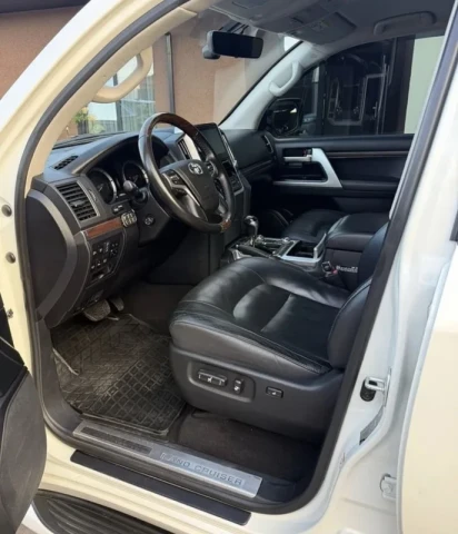 Toyota Land Cruiser 2019