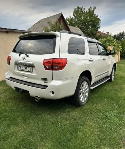 Toyota Sequoia 2015
