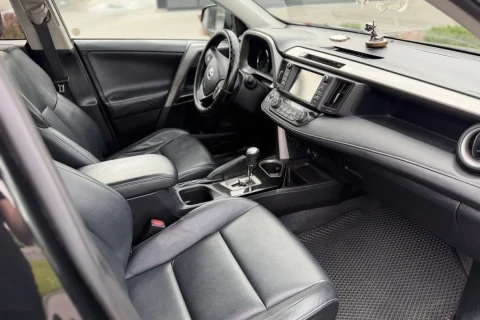 Toyota RAV4 2016