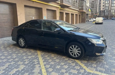 Toyota Camry 2015