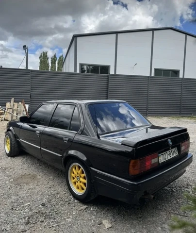BMW 3 Series 1988