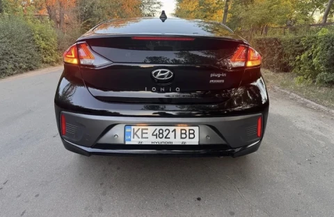Hyundai Ioniq 2021