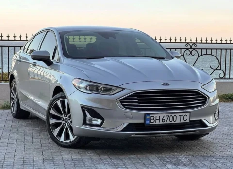 Ford Fusion 2020