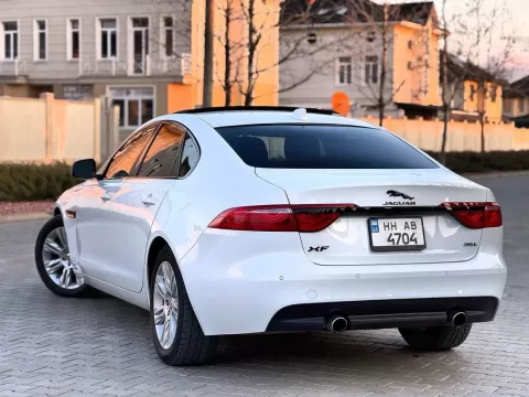 Jaguar XF 2015