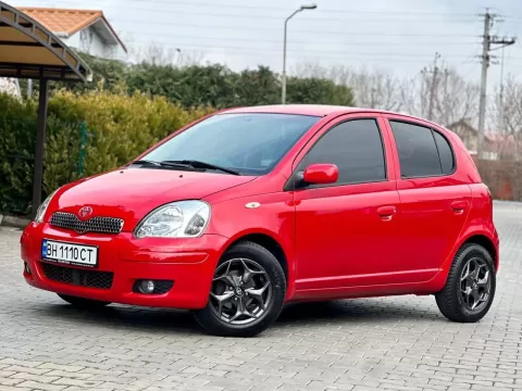 Toyota Yaris 2004