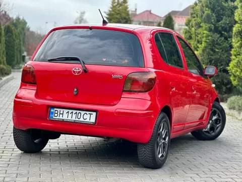 Toyota Yaris 2004