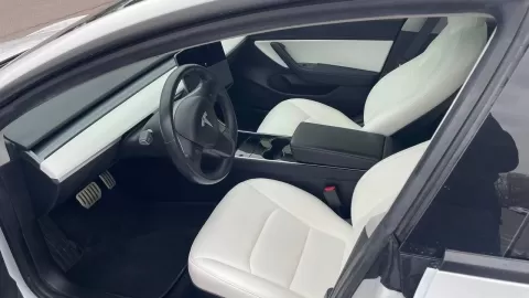 Tesla Model 3 2018