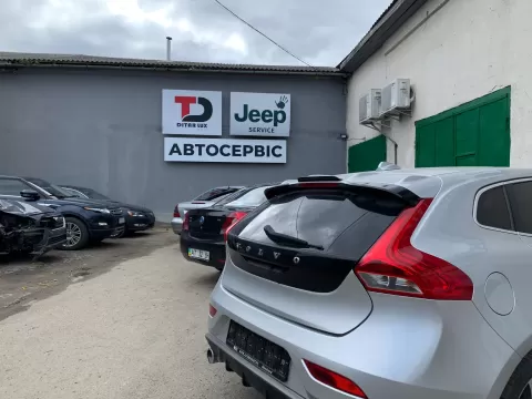 Автомобіль Ditarlux
