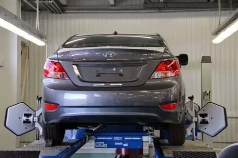 Автоберег HYUNDAI на Бальзаке 1394