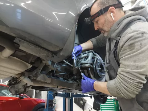 Mazda на Грушевського 2008