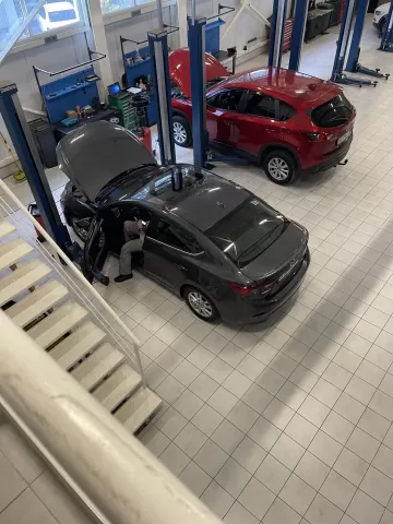 Mazda на Грушевського 2009