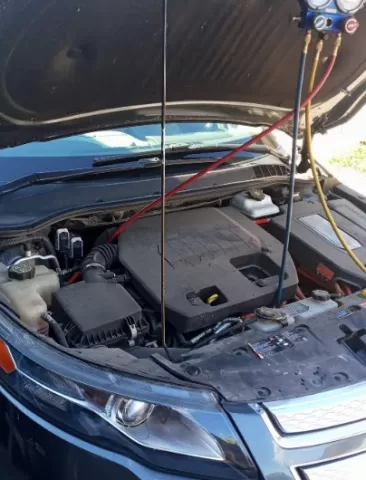 Заправка автокондиціонерів на Троєщині 359