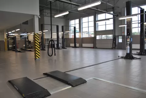 INFINITI, ЛІГА ЛЮКС 715