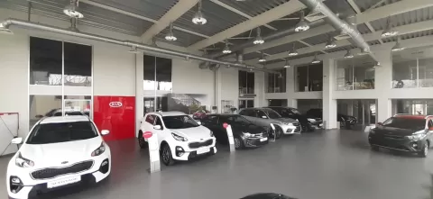 Автоцентр на Хмельницкого (Кременчугавтосервис) ЧАО Полтава-Авто"" 302