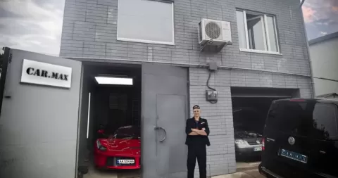 Цент із встановлення глушників та автоскла