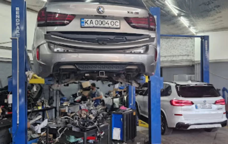 BMW Service 993