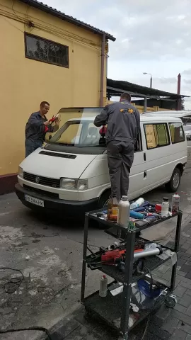 ЦЕНТР-АВТОСТЕКЛО 81