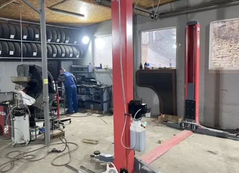 СТО та шиномонтаж на «Мальованцi» 1039