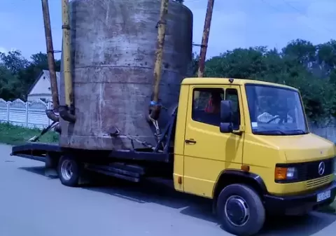 Евакуатор Рівне Україна