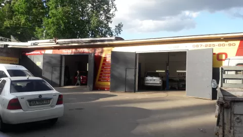 Автомобиль 888