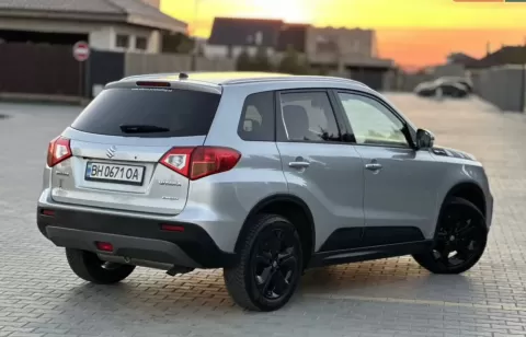 Suzuki Grand Vitara 2016