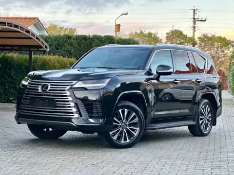 Lexus LX 2023
