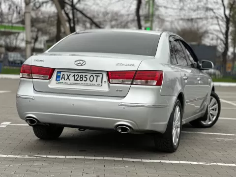 Hyundai Sonata 2008