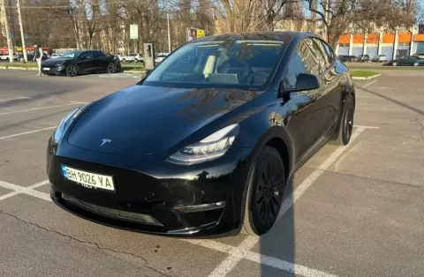 Tesla Model Y 2021