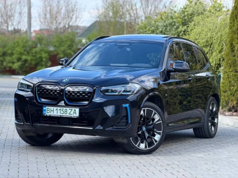 BMW iX3 2021