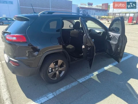 Jeep Cherokee 2016