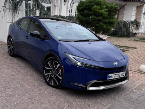 Toyota Prius 2024