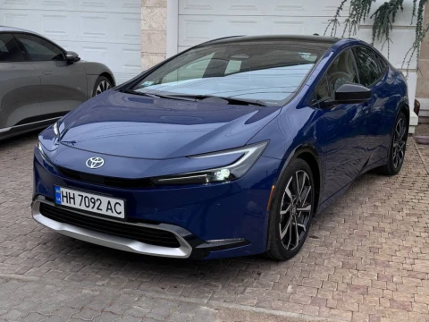 Toyota Prius 2024