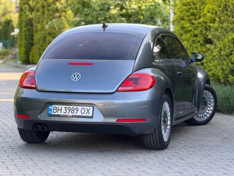 Volkswagen Beetle 2013