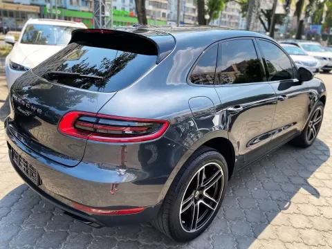 Porsche Macan 2017