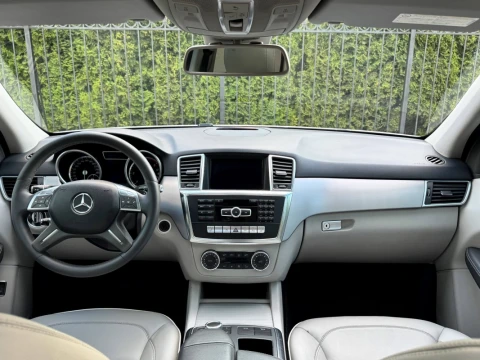 Mercedes-Benz M-Class 2013
