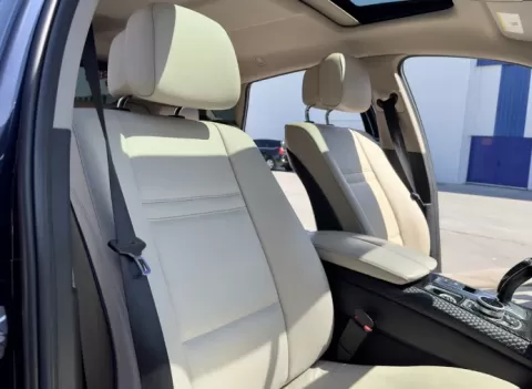BMW X6 2011