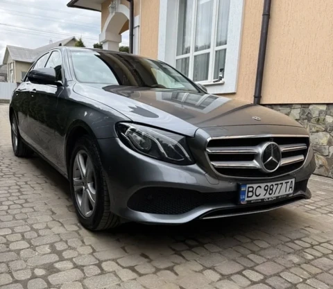 Mercedes-Benz E-Class 2017