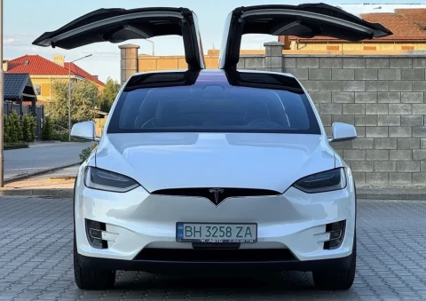 Tesla Model X 2018 2018