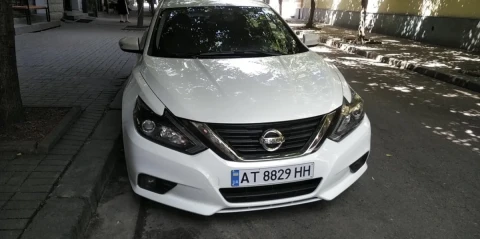 Nissan Altima 2017